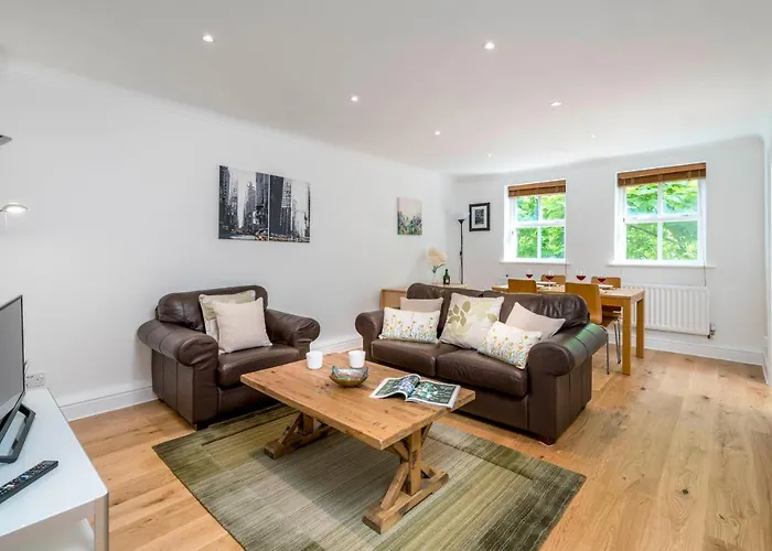 Splendid Apartment Near Vauxhall Tube